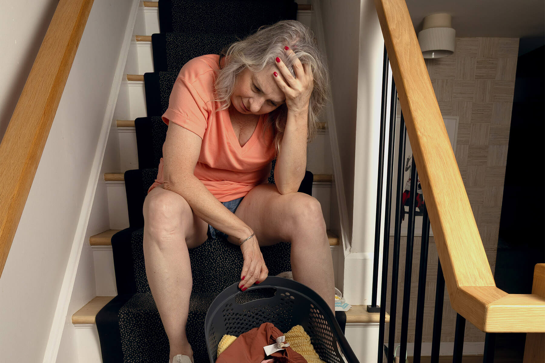 woman distressed about delaying vein treatment